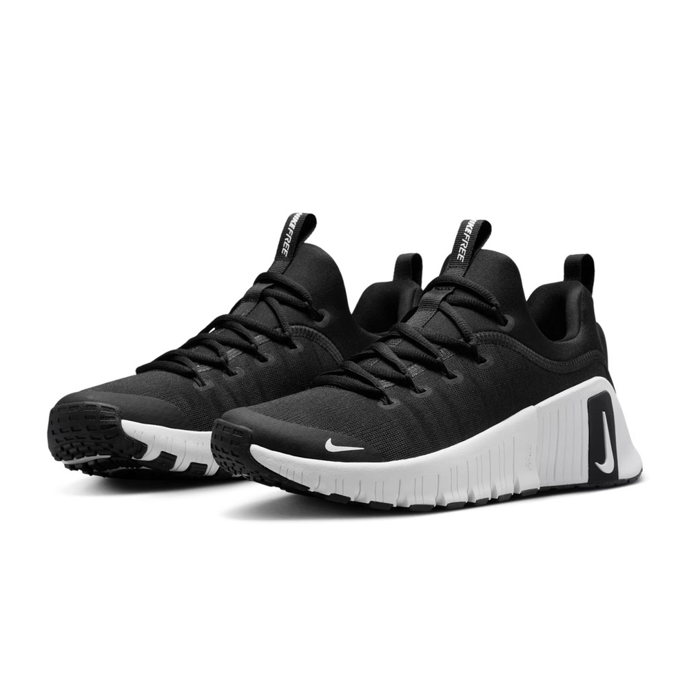 Women’s Black Nike Metcon
